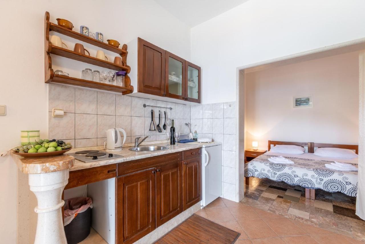 Apartments Darija Pucisca Dış mekan fotoğraf