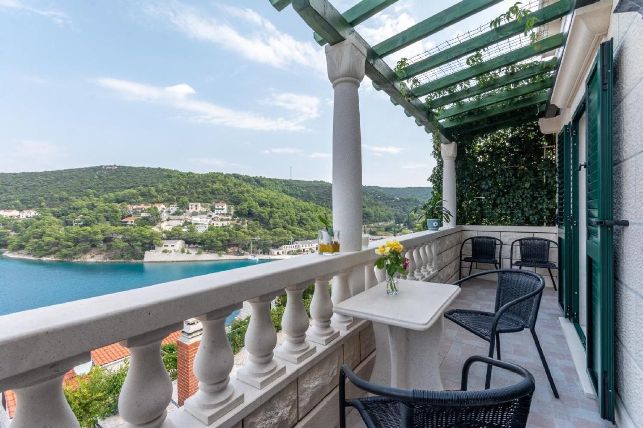 Apartments Darija Pucisca Dış mekan fotoğraf