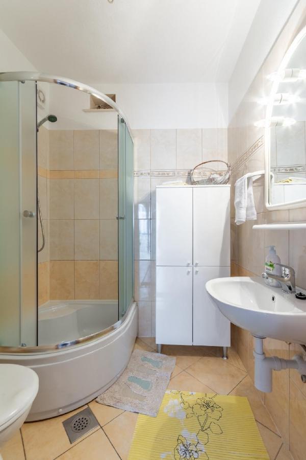 Apartments Darija Pucisca Dış mekan fotoğraf